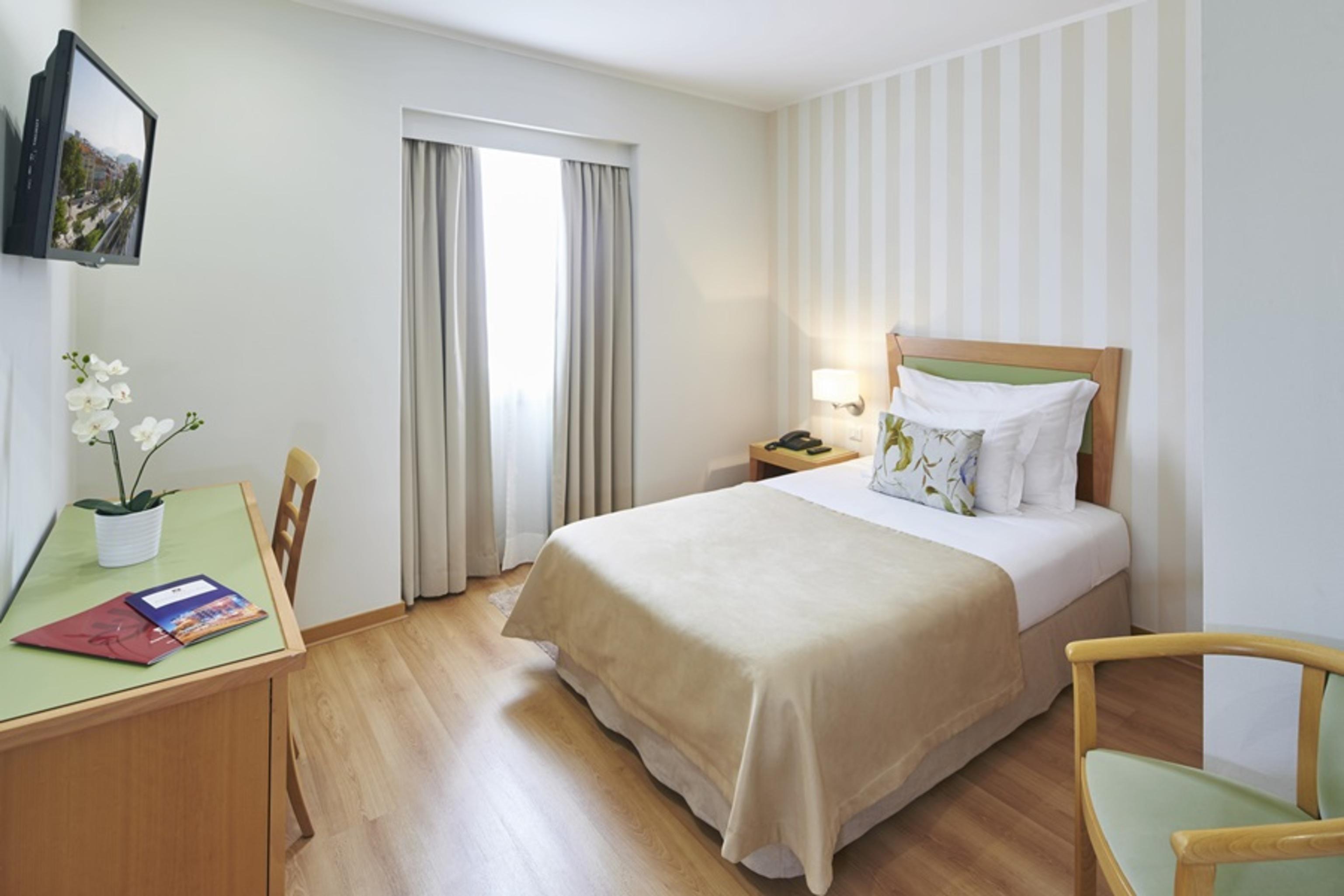 Luna Esperanca Centro Hotel Setúbal Szoba fotó